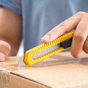 Manual carton opening is a familiar task in logistics and fulfilment environments, but repeated knife use can create unnecessary safety risks.